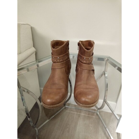Courtney Stone Kid's Brown Ankle Boots Size 5 Medium - Picture 2 of 9